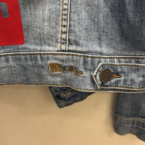 Jean Jacket☎️💋 - Picture 4 of 7